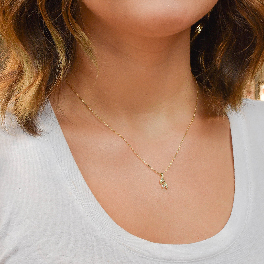 Yellow Gold Sway Necklace