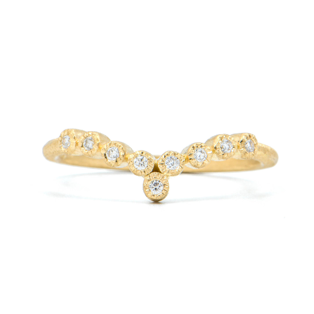 Yasuko Azuma  Colorless 18k Gold Oval Diamond Ring at Voiage Jewelry