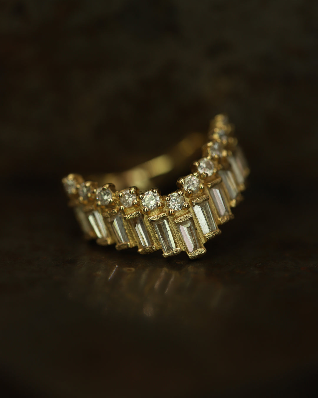 Armach Baguette & Round Diamond Extra Large V Shape Scatter Ring