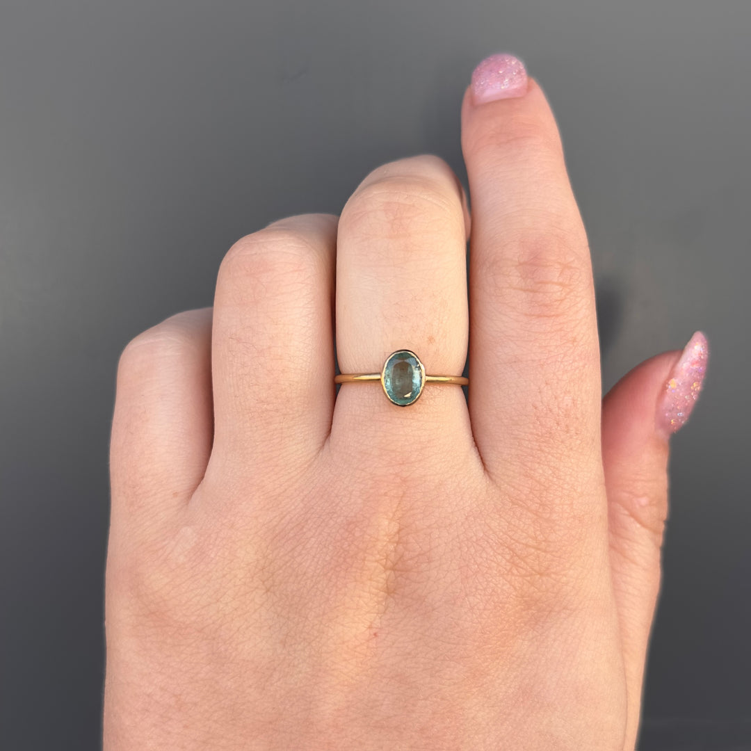 Small Oval Emerald Ring – Silverado Gallery