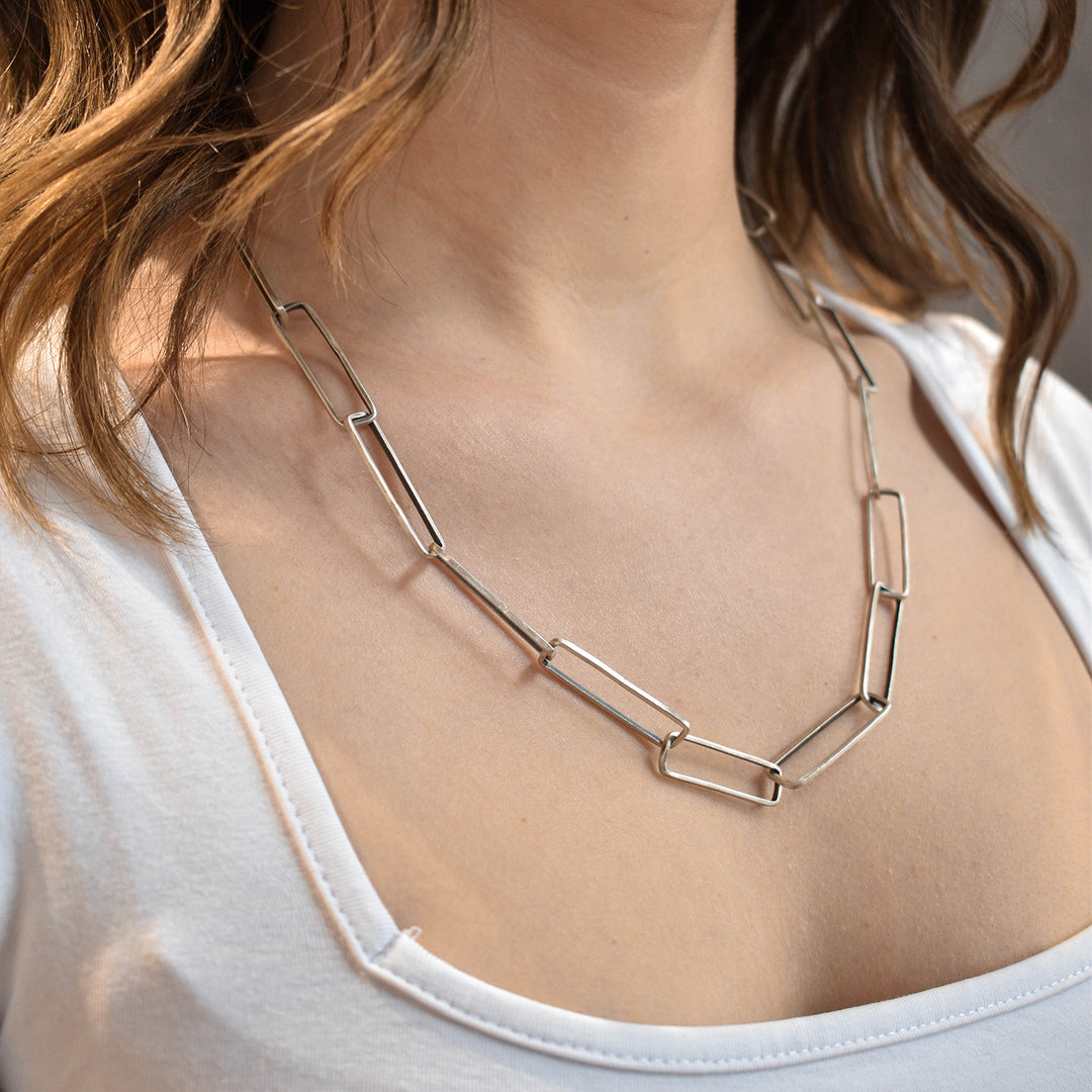 Rectangular Link Chain Necklace
