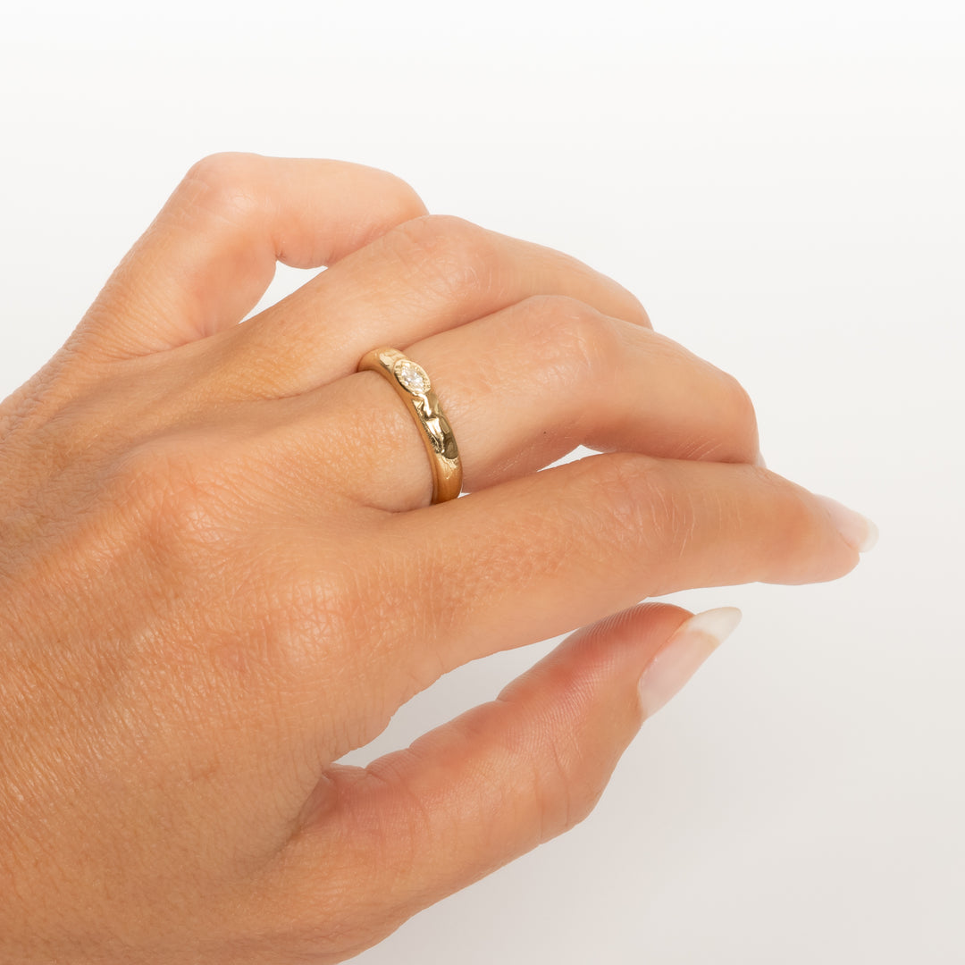 X 4 mm Marquise Diamond Single Scatter Ring