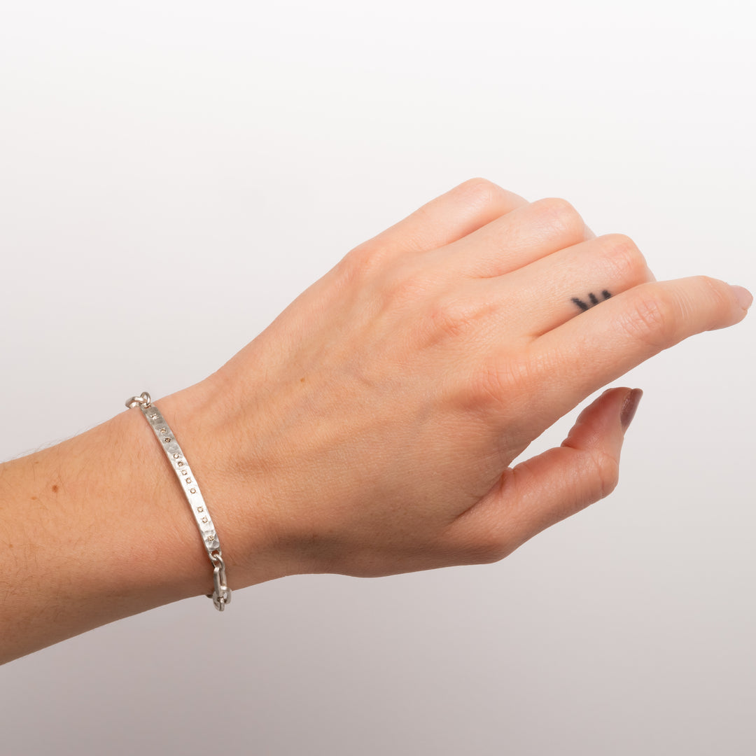 0.17 tcw Brown Diamond Hammered Bar Chain Bracelet