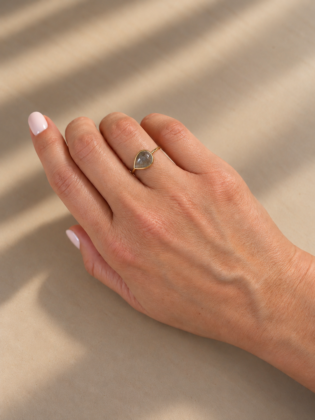 Teardrop Labradorite Ring