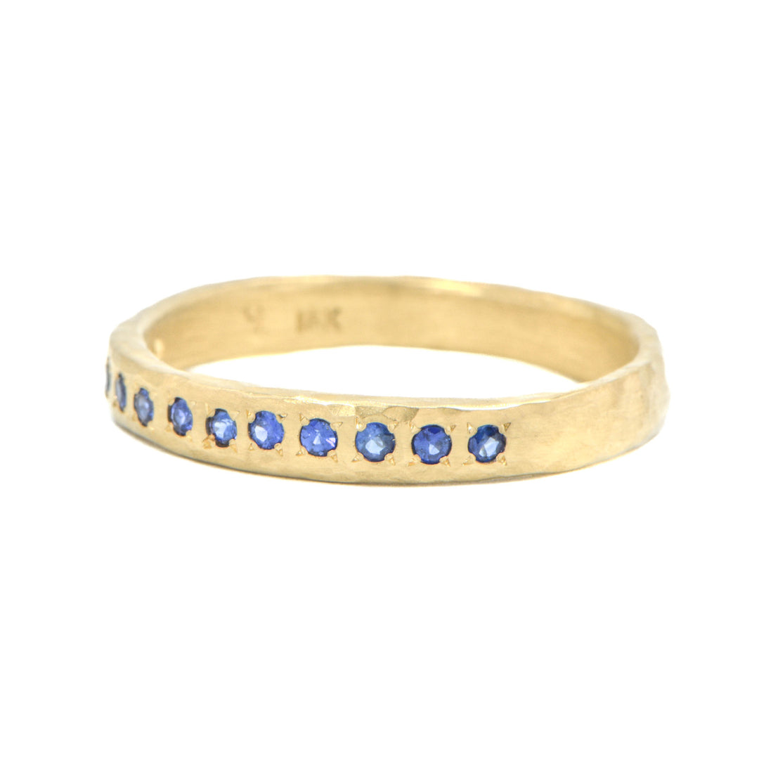 12 Blue Sapphire Hammered Band