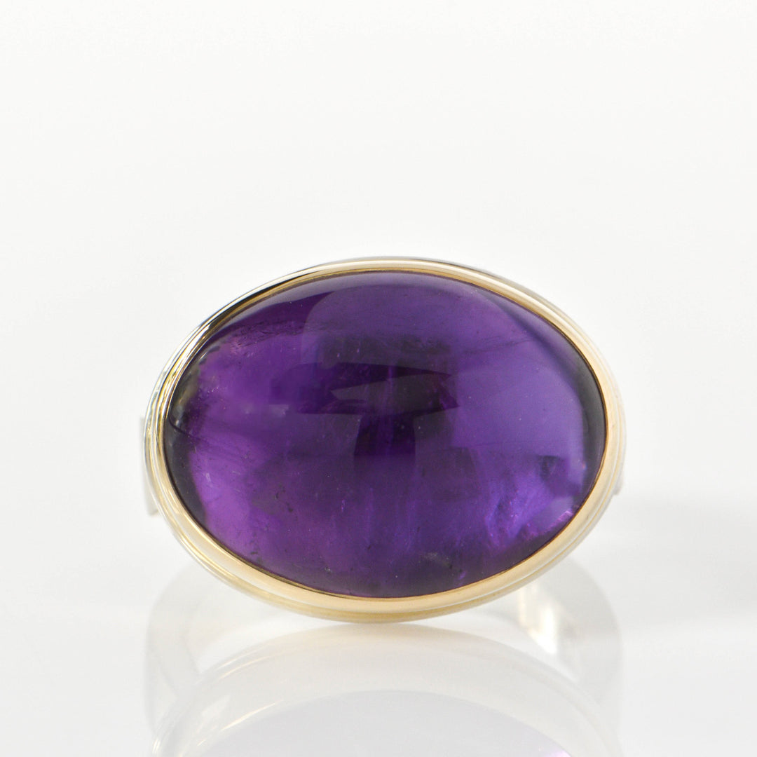 Oval Smooth Amethyst Ring