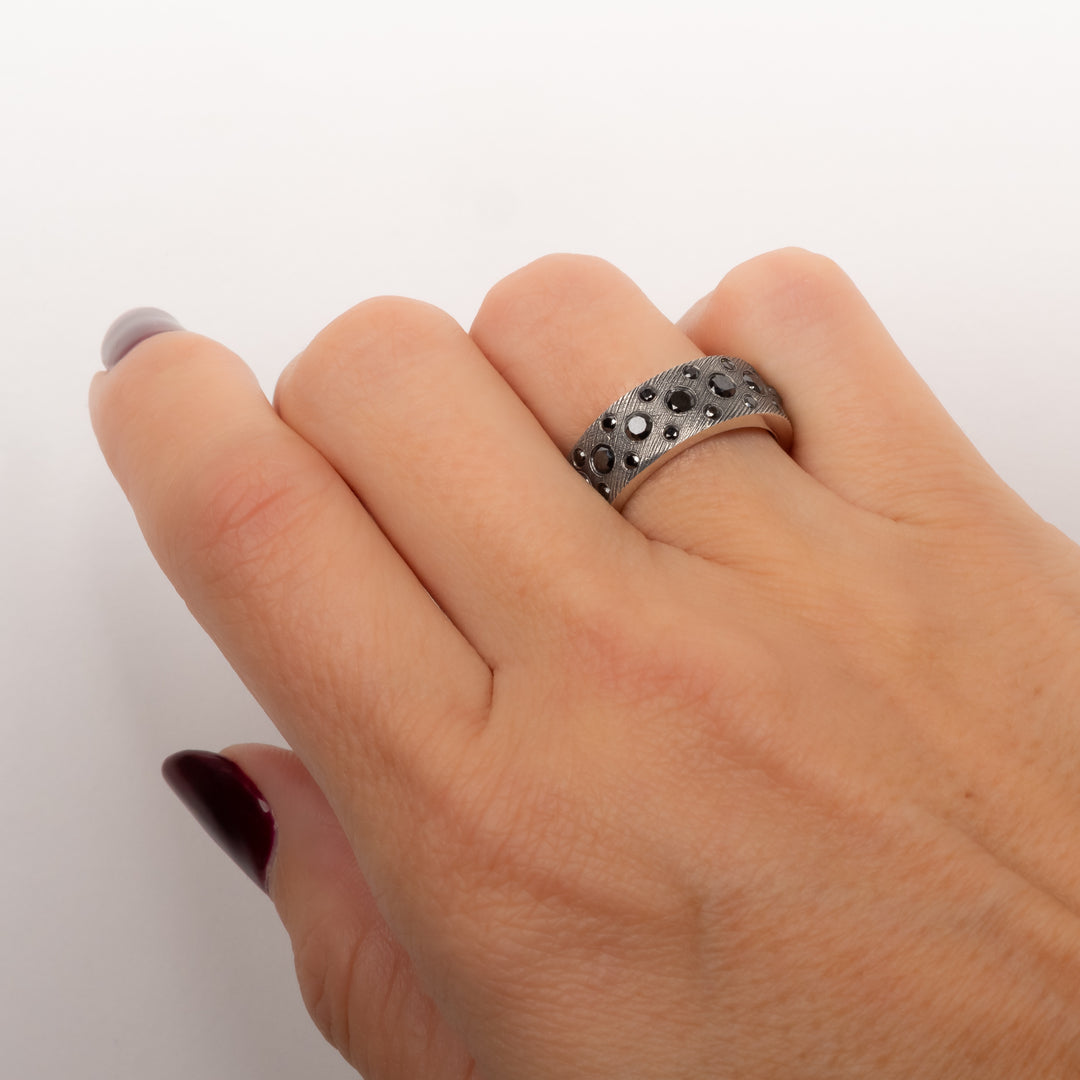 Trunk Show 6 mm Stella Black Diamond Ring