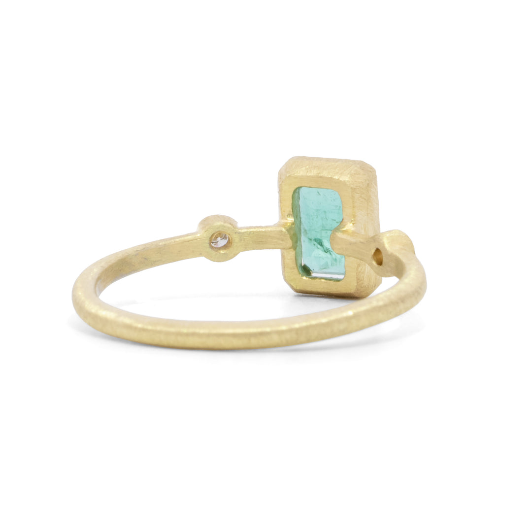 Rectangular Zambian Emerald Muguet Ring
