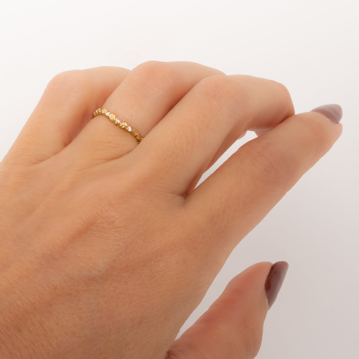 Wood Nymph Faye Slender Soft V Guard Ring