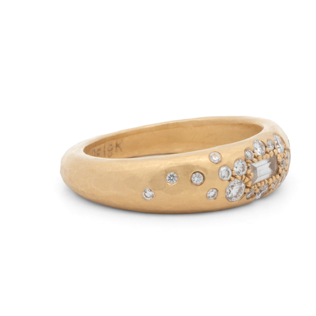 Tapered Baguette Cluster Band