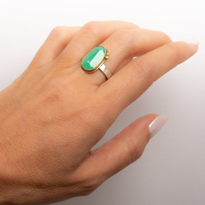 Rosecut Chrysoprase Ring