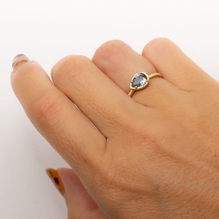 Horizontal Pear Montana Sapphire Ring