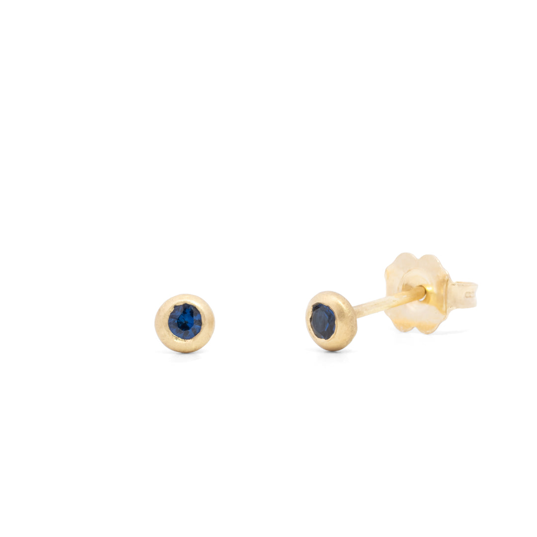 Suzy Mini Post Earrings