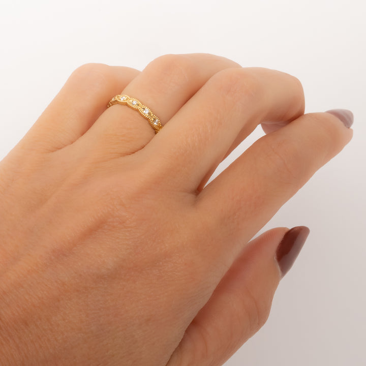 Ribbed Scallop Ring