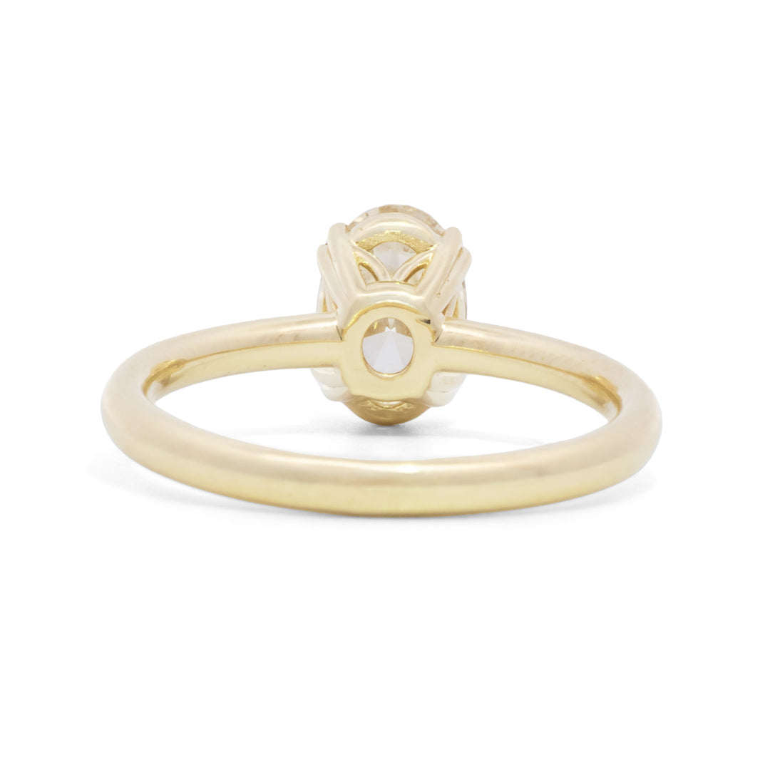 1.05 ct Brilliant Oval Champagne Diamond Ring