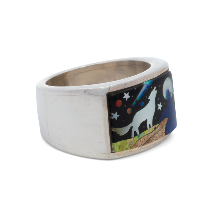 Howling Wolf Rectangular Signet Ring