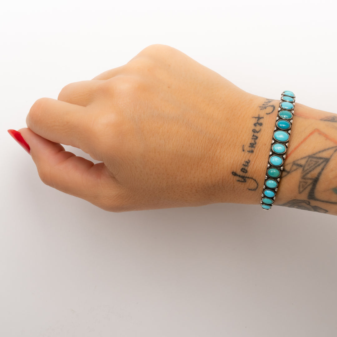 Vintage Navajo Turquoise Graduated Cuff