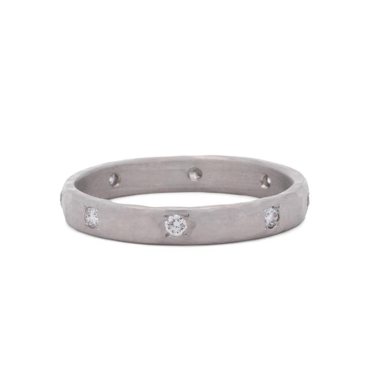 8 Diamond Hammered Band