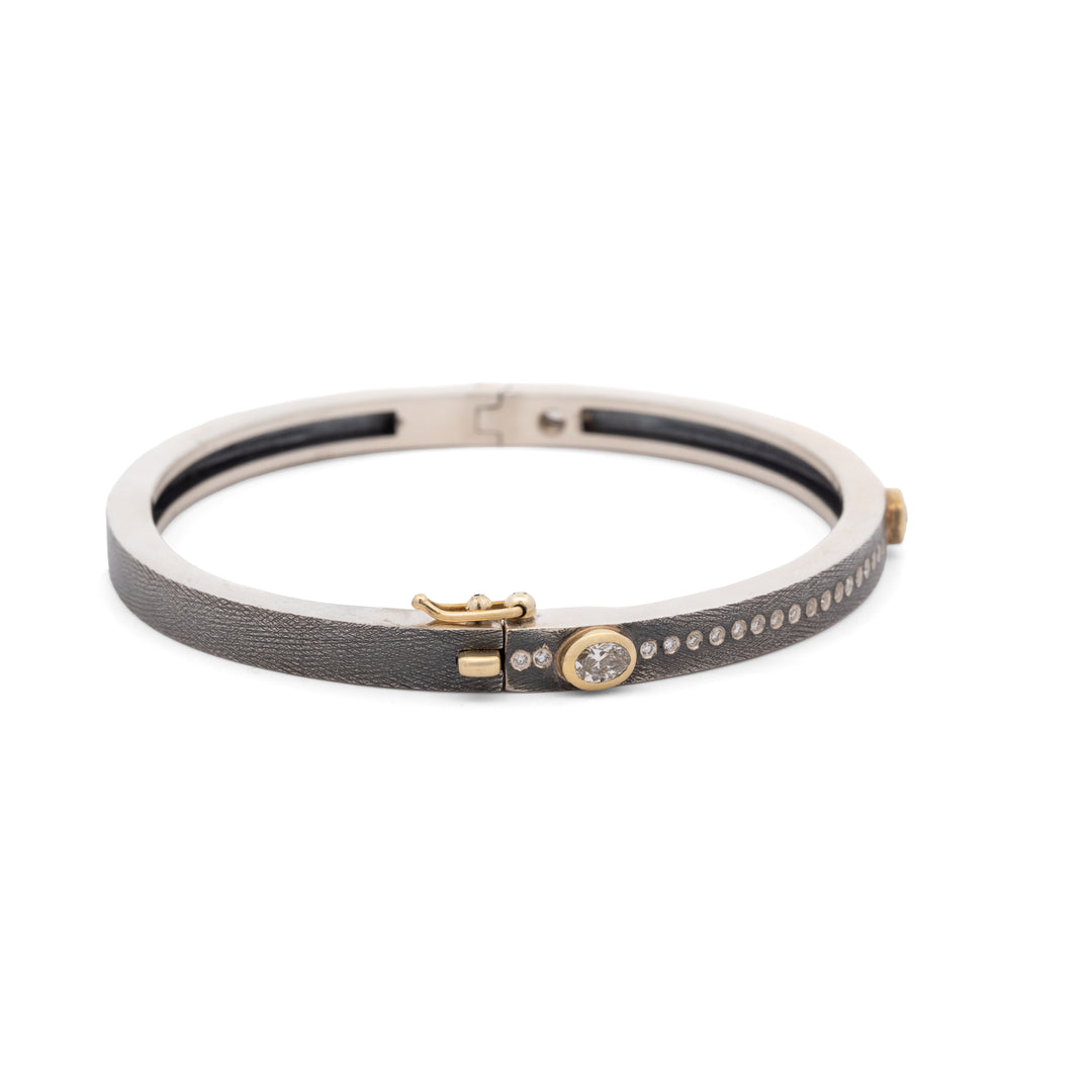 Junia 4 mm Three Oval Diamond Bezel Bracelet