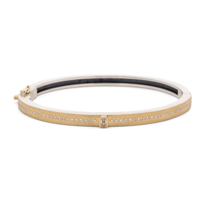 Junia Plus 4 mm Emerald Cut Center Diamond Bracelet