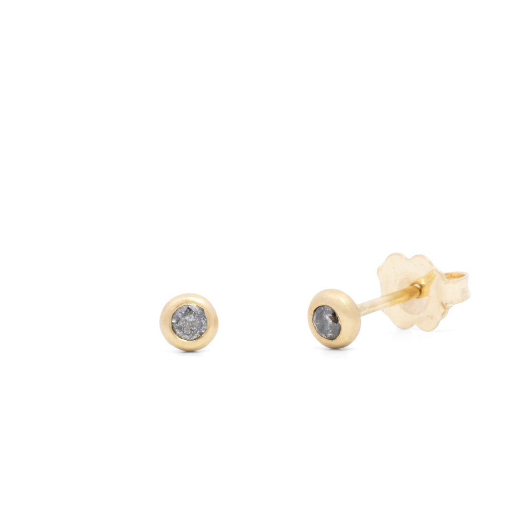 Suzy Mini Post Earrings