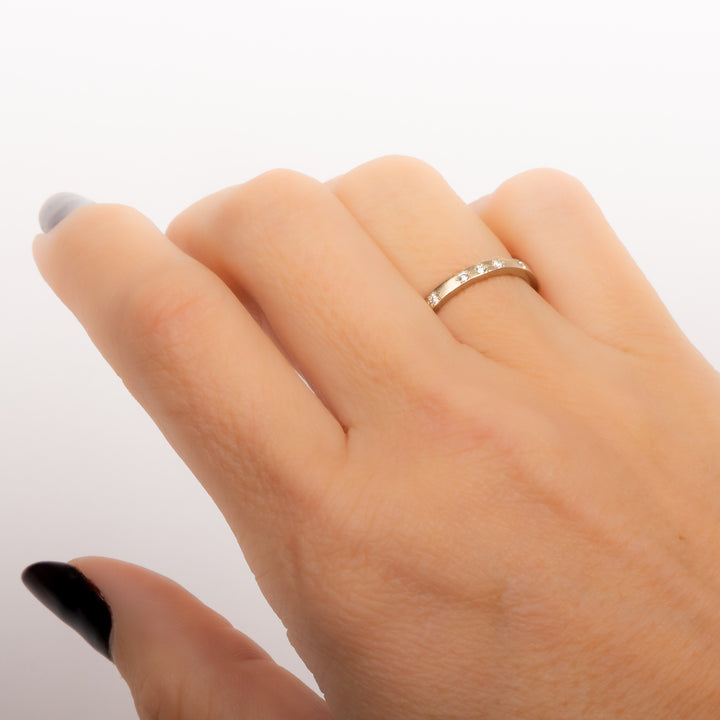 Thin Diamond Band