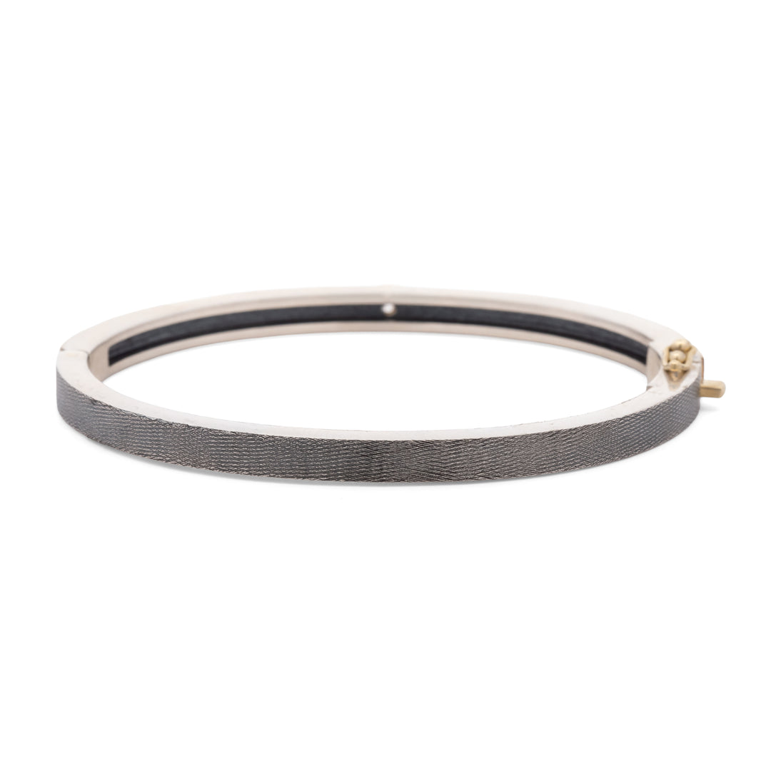 Junia Plus 4 mm Emerald Cut Center Diamond Bracelet