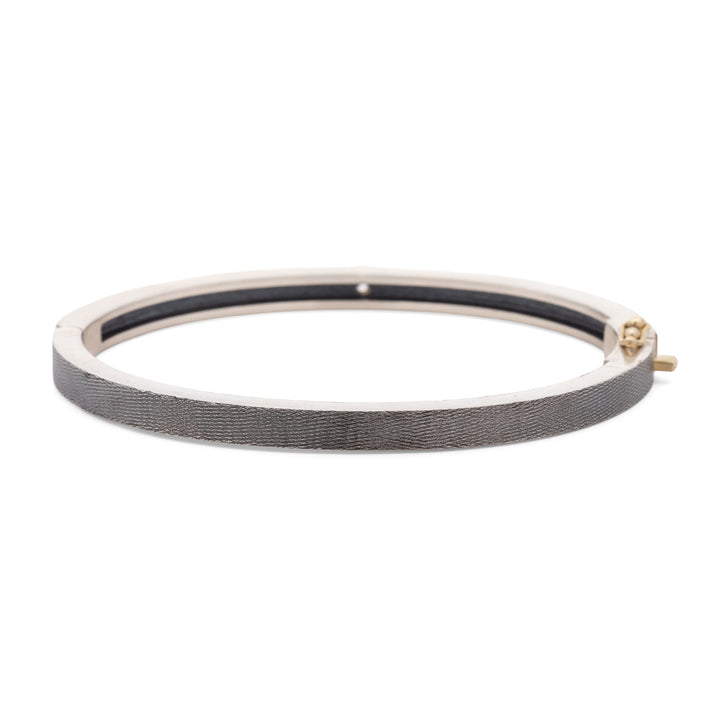 Junia Plus 4 mm Emerald Cut Center Diamond Bracelet