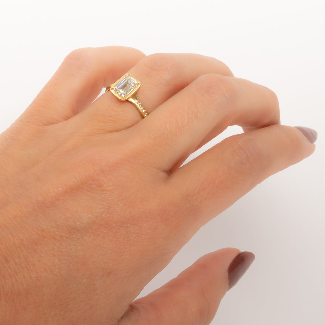 Succession Ring