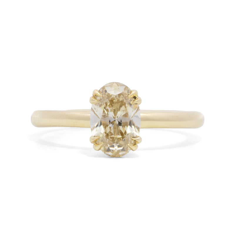 1.05 ct Brilliant Oval Champagne Diamond Ring
