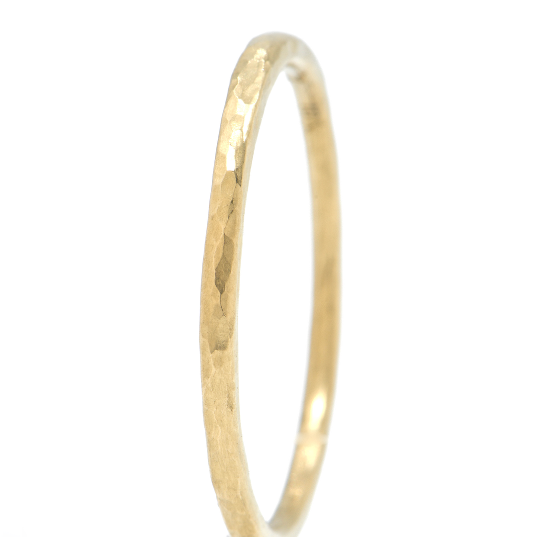 1.6mm Gold Hammered Band