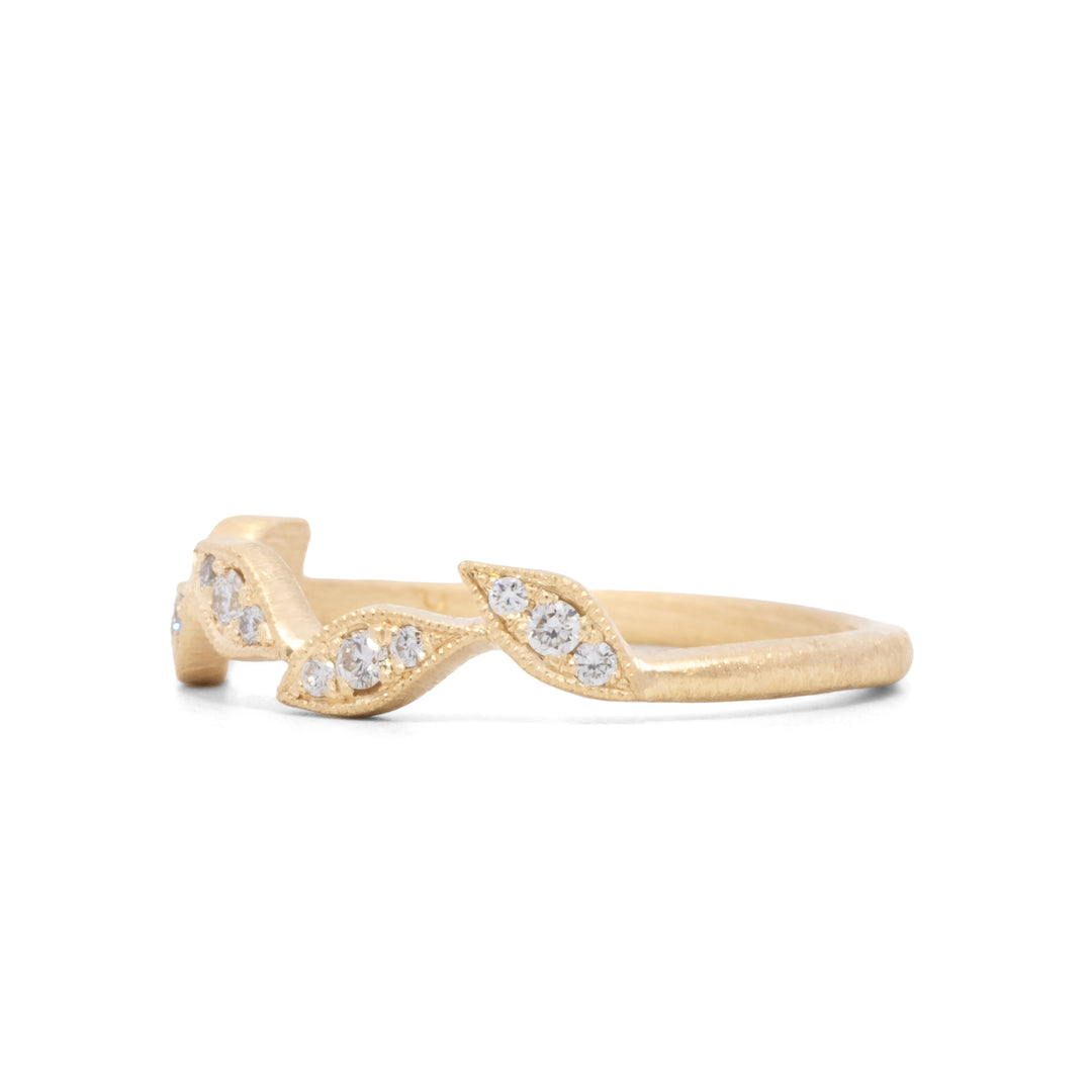 Five Leaf Straight Ring