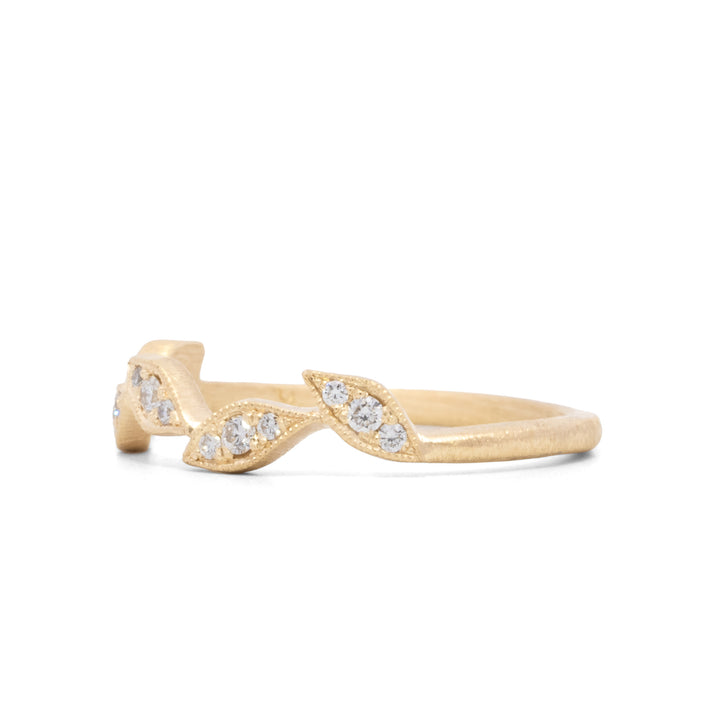 Five Leaf Straight Ring