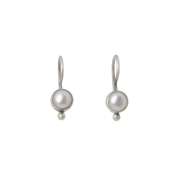 Simple White Pearl Drop Earring with Granulation